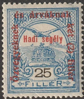 Turulmadár Szent István koronája felett