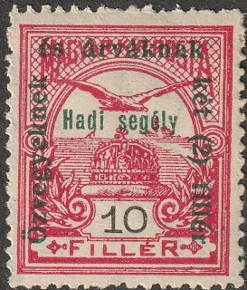 Turulmadár Szent István koronája felett