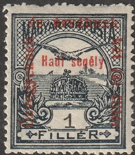 Turulmadár Szent István koronája felett