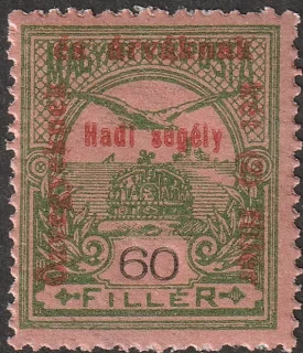 Turulmadár Szent István koronája felett