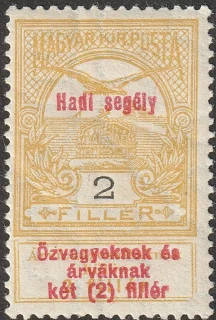 Turulmadár Szent István koronája felett