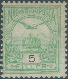 Turul Szent István koronája felett