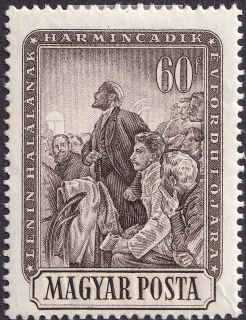 Lenin a szónoki emelvényen